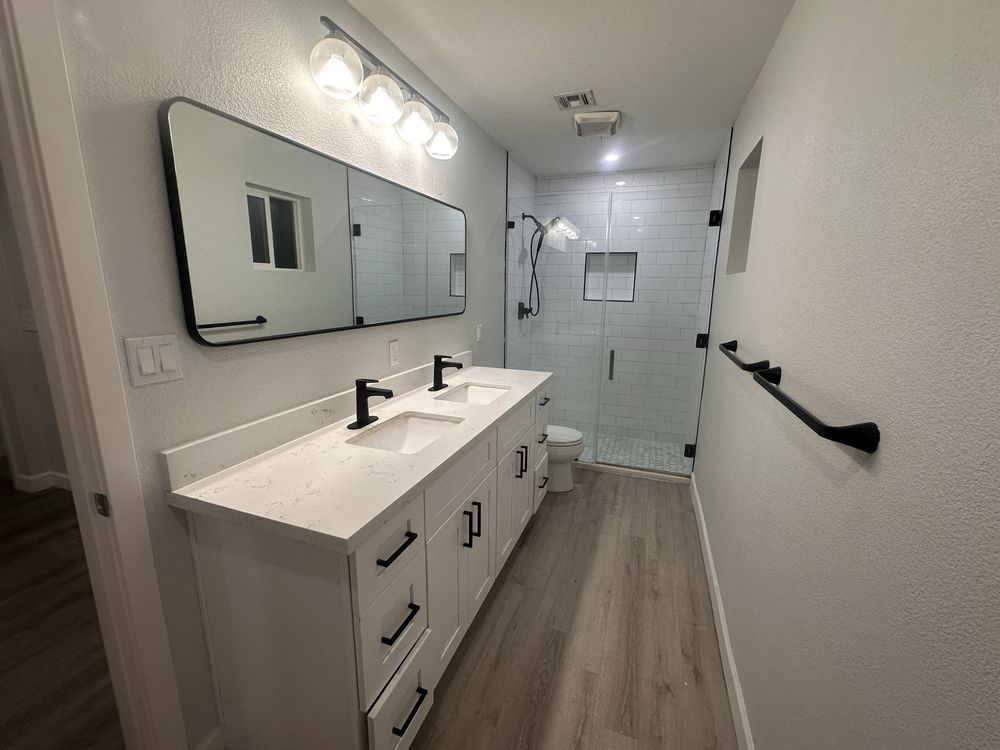 Primary Bath Detail - The Handy Girlz home cleaning in Phoenix, AZ