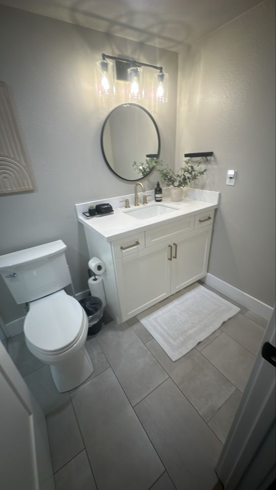 Powder Room Detail - The Handy Girlz home cleaning in Phoenix, AZ
